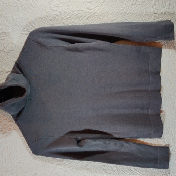 Pierre New York Turtleneck Sweater - Picture 8 of 15